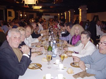 Cena de confraternización (X-Cena-4. copia.JPG)